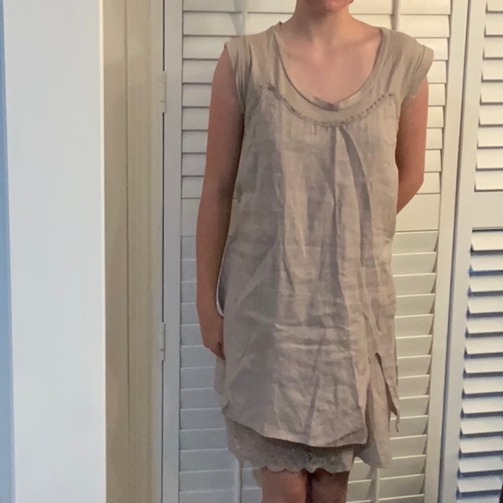 Carina Ricci Size S Made in Italy 100% Linen Blend Dress with Lace - Beige.